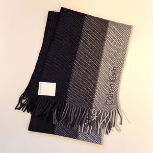 Calvin Klein Scarf NWT
